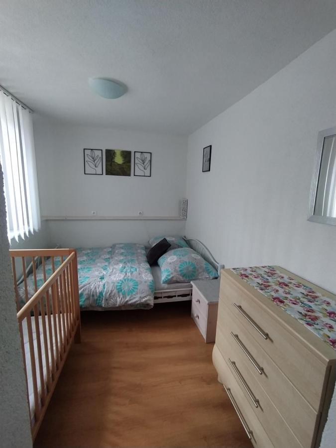 Apartman Karin Huty 外观 照片
